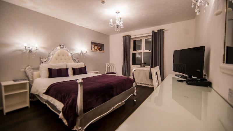 Gray Manor Hotel - Oda