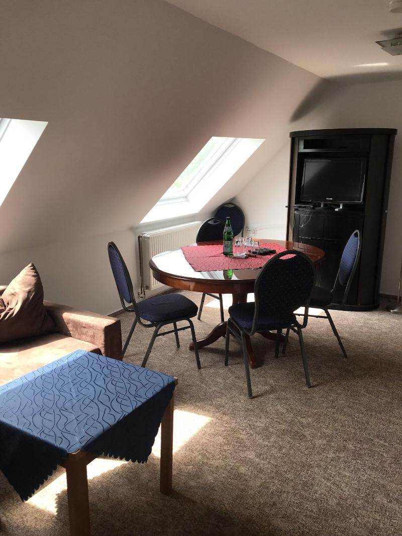 Hotel Und Restaurant Alte Wache - Oda