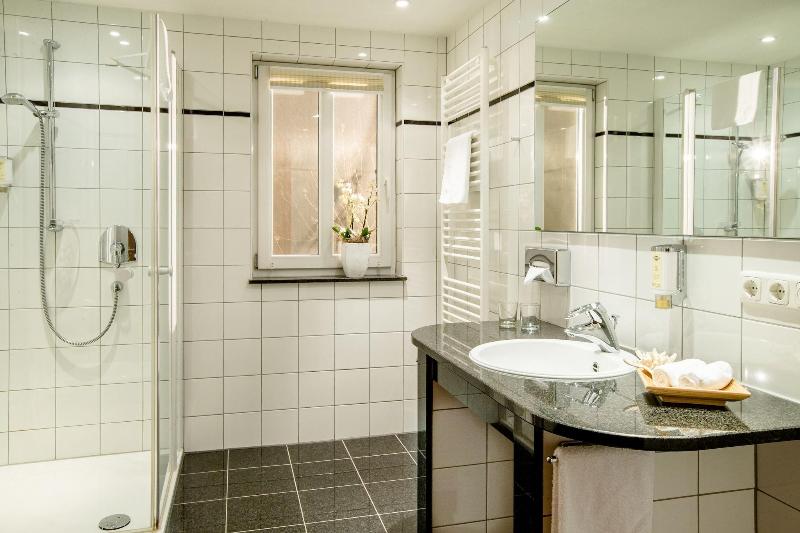 Seehotel Niedernberg - Das Dorf am See - Oda