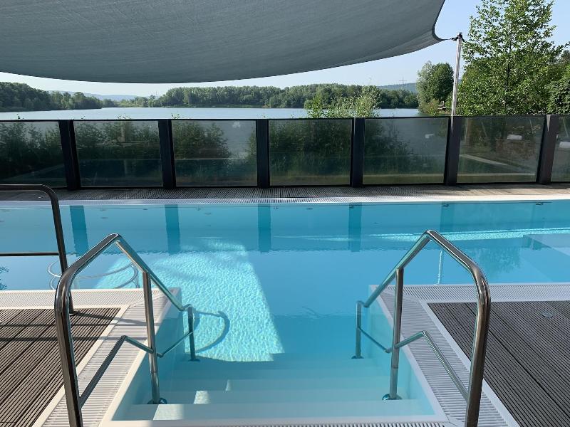 Seehotel Niedernberg - Das Dorf am See - Havuz