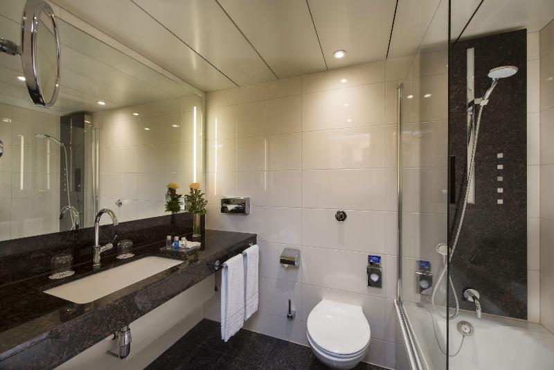 Maritim Hotel Stuttgart - Oda