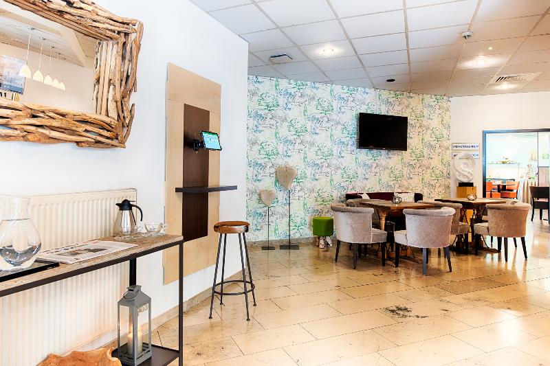 Achat Hotel Stuttgart Zuffenhausen - Lobi