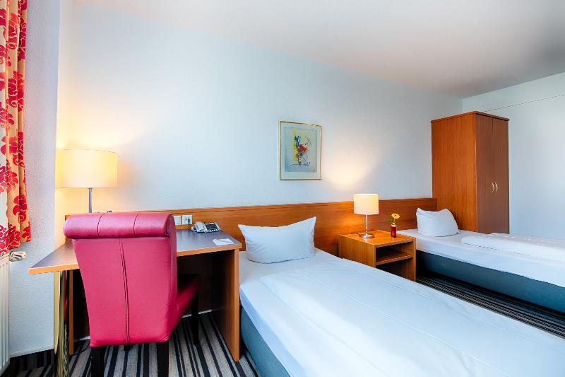Achat Hotel Stuttgart Zuffenhausen - Oda