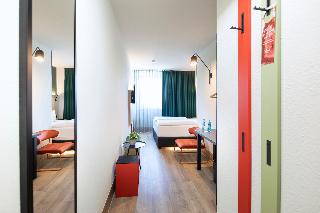 Achat Hotel Stuttgart Zuffenhausen fotoÄŸrafÄ±
