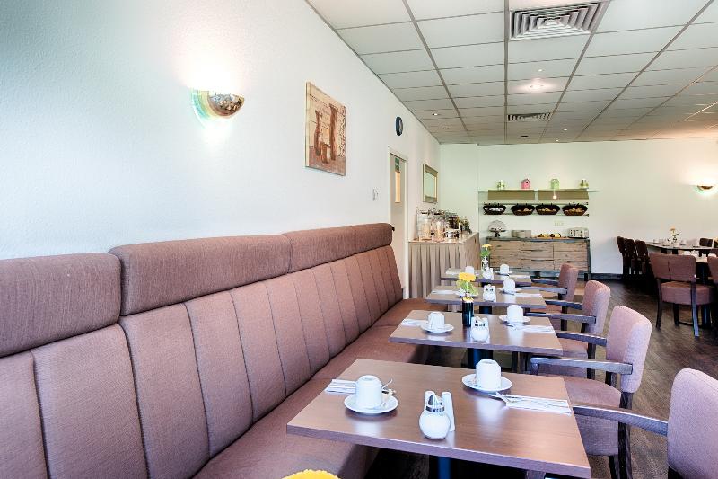 Achat Hotel Stuttgart Zuffenhausen - Restoran