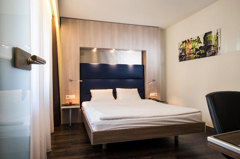 Hotel Alexander - Oda