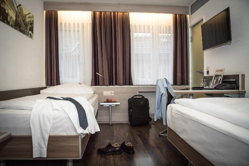 Hotel Alexander - Oda