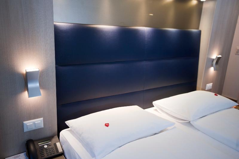 Hotel Alexander - Oda