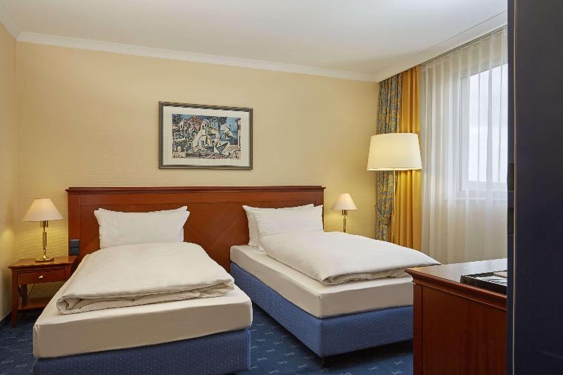 H4 Hotel Kassel - Oda