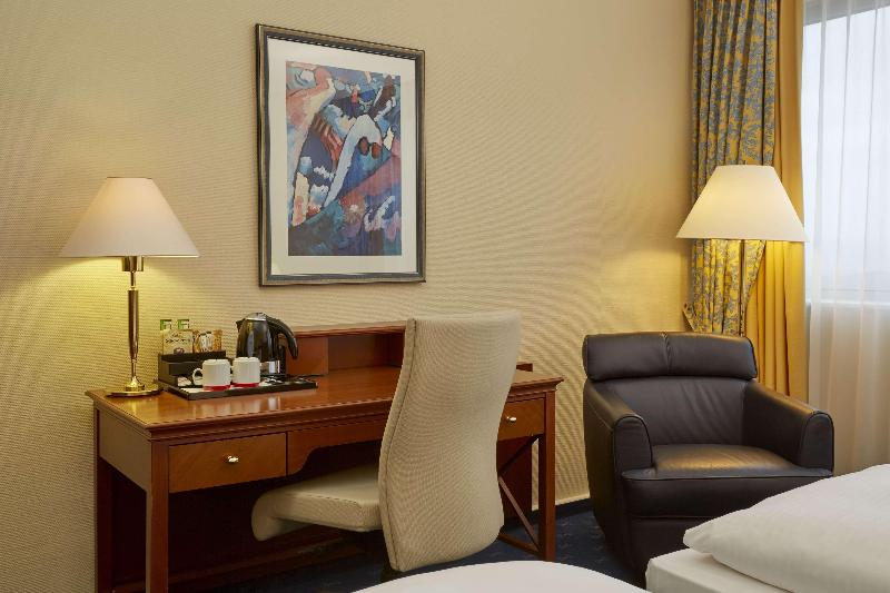 H4 Hotel Kassel - Oda