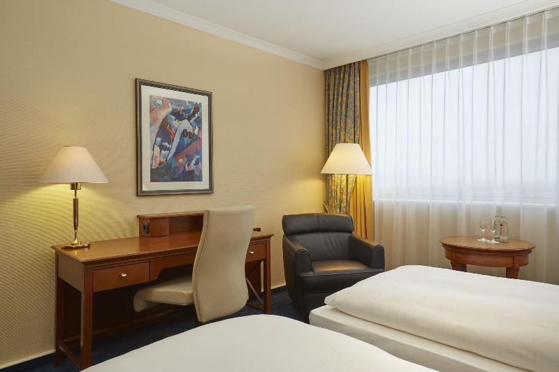 H4 Hotel Kassel - Oda
