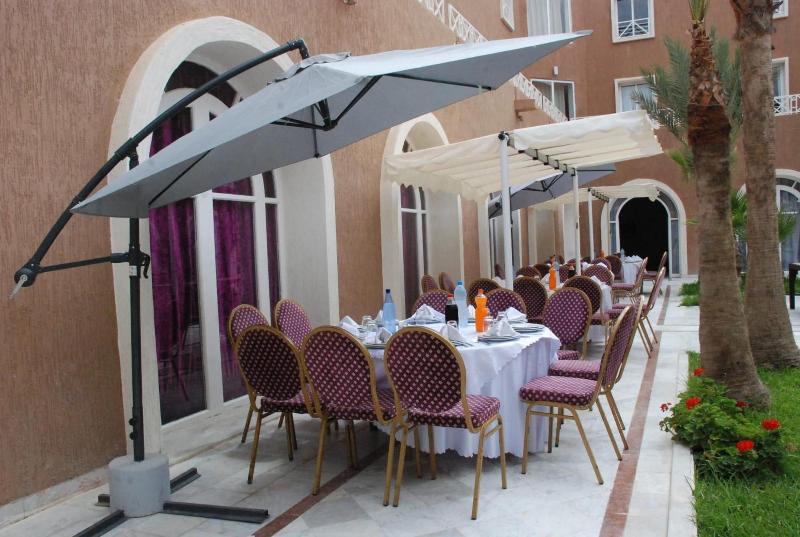 Al Massira - Restoran