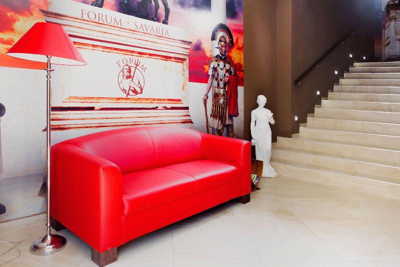 Forum Hotel - Lobi