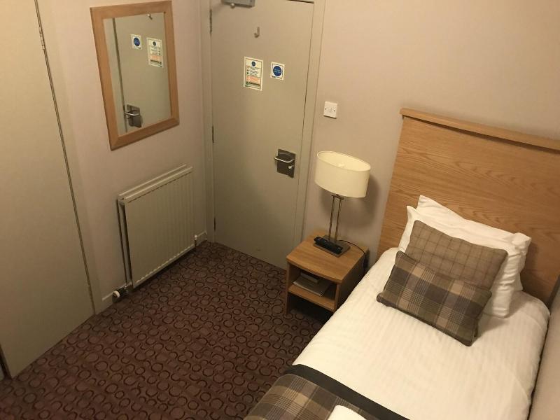 The Buchan Hotel - Oda