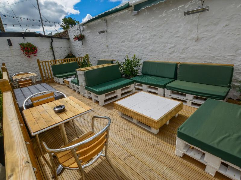New Inn Hotel - Bar