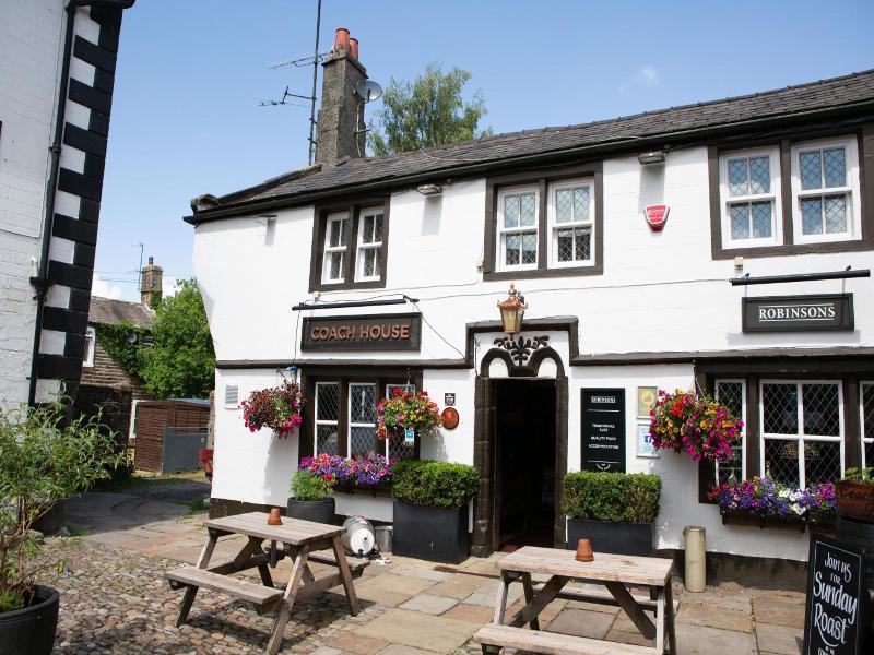The Coach House - Genel