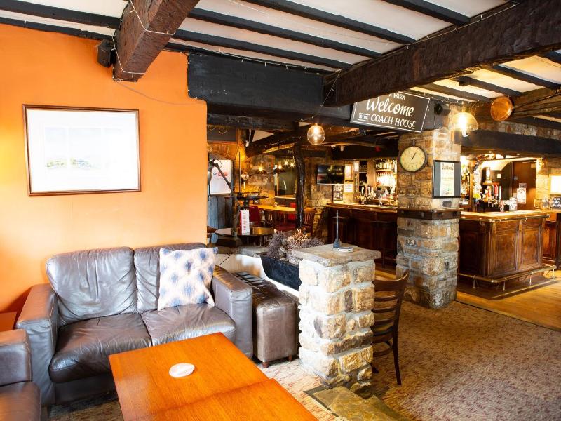 The Coach House - Genel