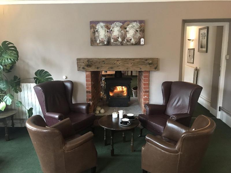 The Crown Hotel - Bar