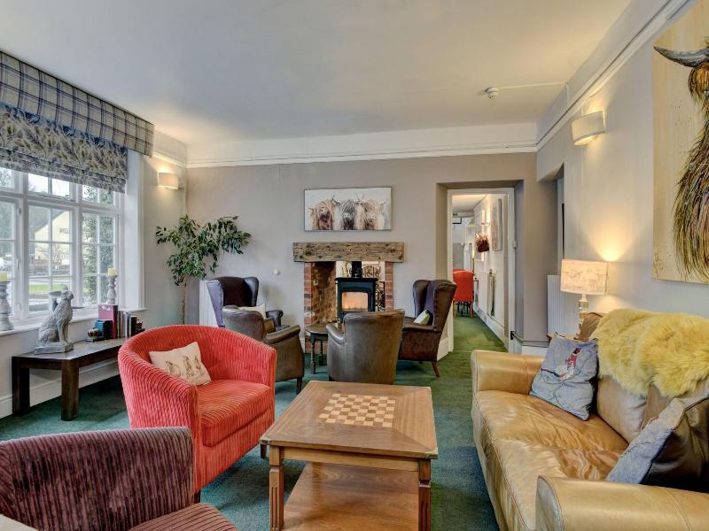 The Crown Hotel - Lobi