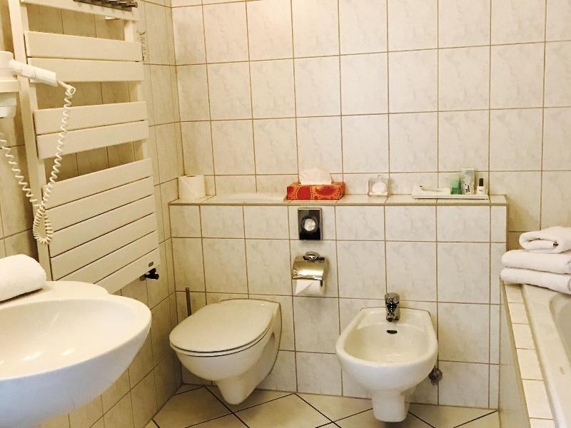 Hotel Dein Gutshof - Oda