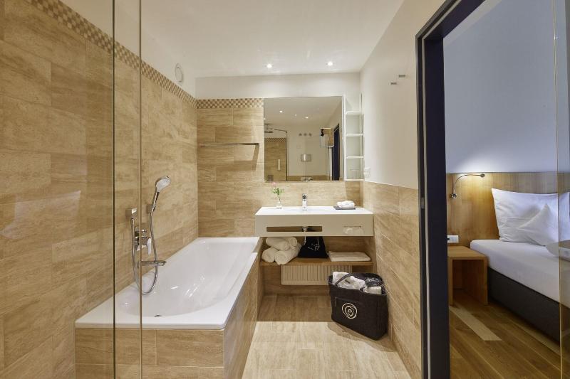 ElzLand Hotel Pfauen WELLNESS, SPA & VITALIS HOTEL - Oda