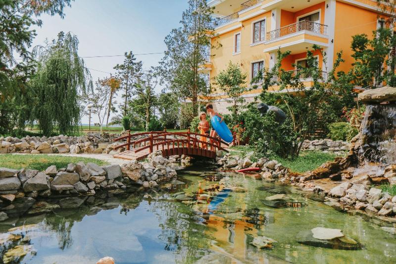 Hotel Dreamland Oasis - Genel