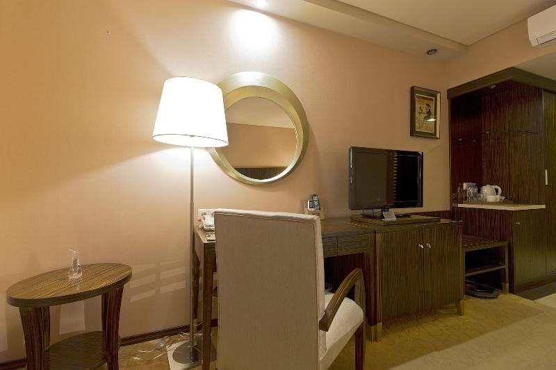 Hotel Dreamland Oasis - Oda