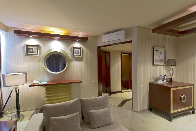 Hotel Dreamland Oasis - Oda