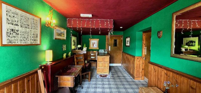 Strathcarron Hotel - Lobi