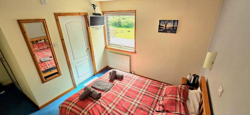 Strathcarron Hotel - Oda