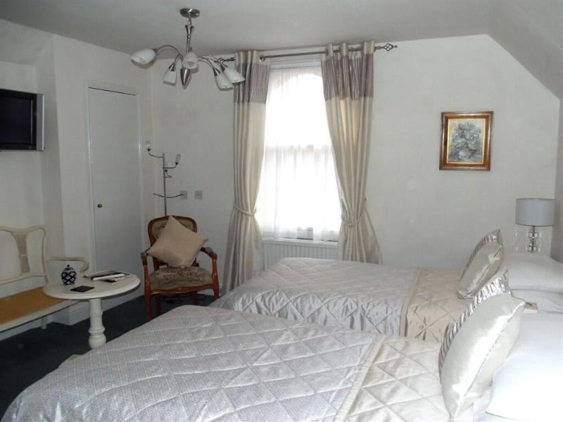 Townhouse Hotel - Oda