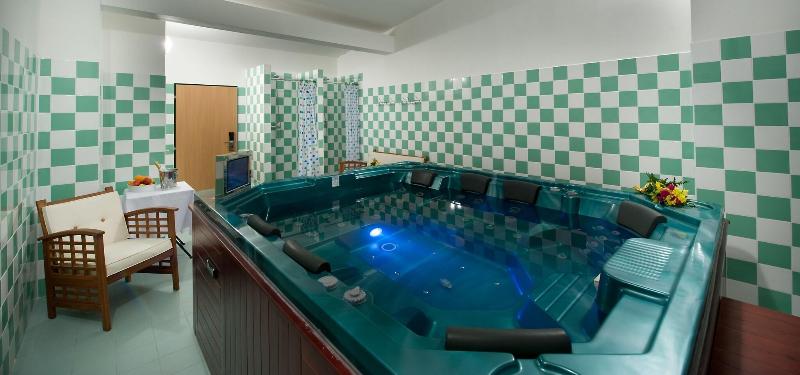 Grand Hotel - Havuz