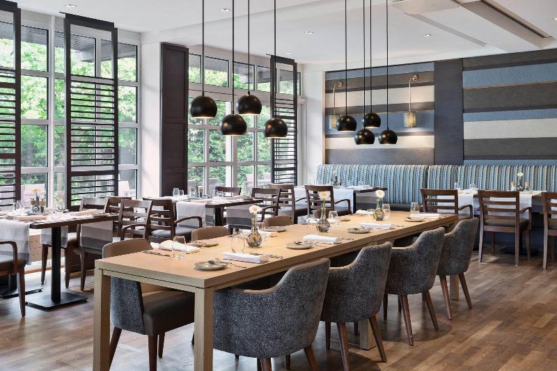 Courtyard by Marriott Wiesbaden-Nordenstadt - Restoran