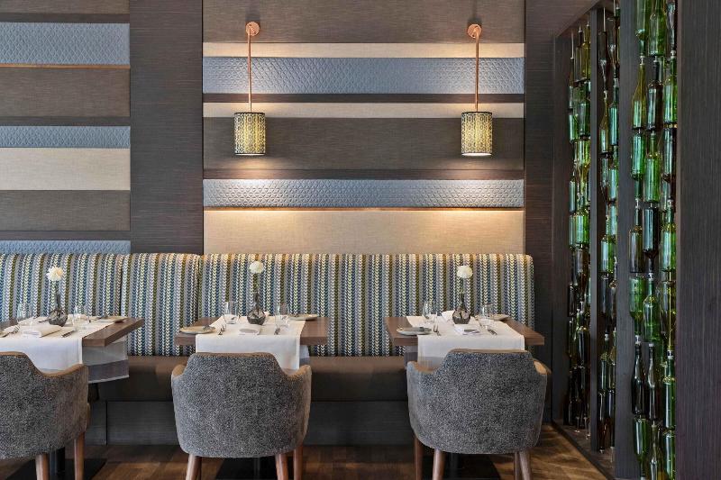 Courtyard by Marriott Wiesbaden-Nordenstadt - Restoran