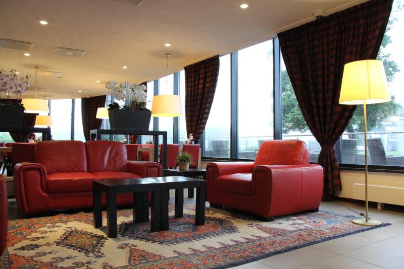 Bastion Barendrecht Rotterdam - Lobi