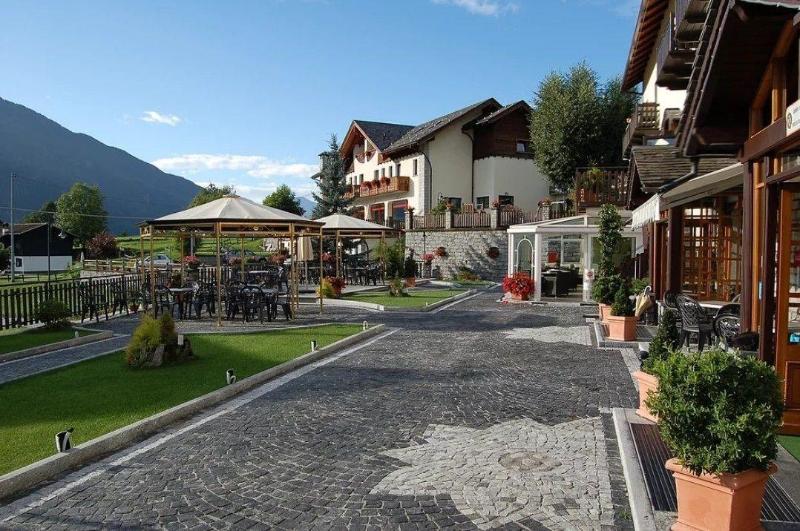 Albergo Edelweiss - Genel