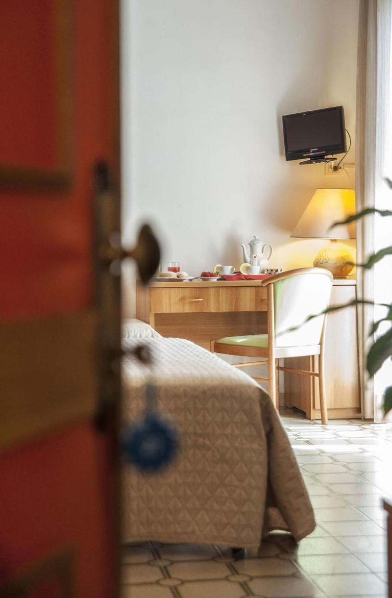 Hotel Royal - Oda