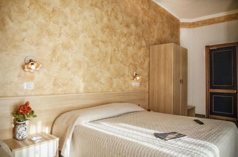 Hotel Royal - Oda