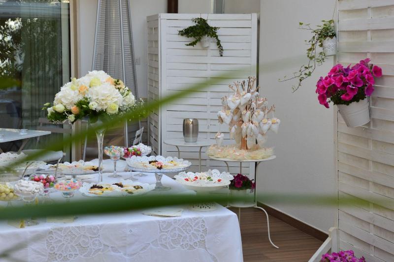 FEMily B&B - Restoran