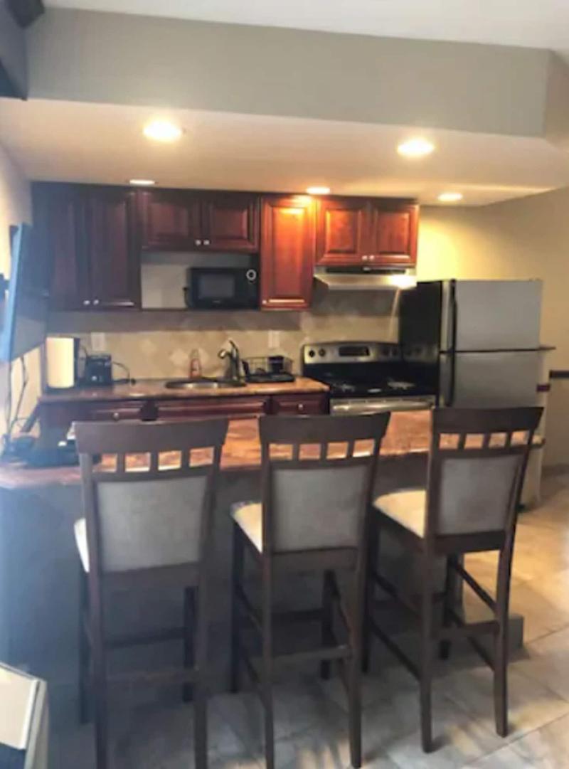 Chalet Inn & Suites Centerport - Oda