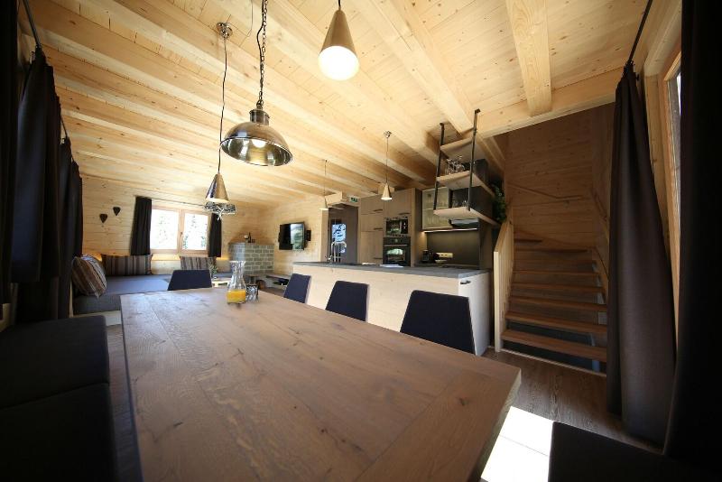 Montana Apartments - Oda