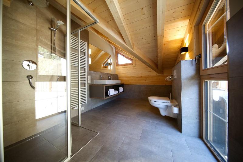 Montana Apartments - Oda