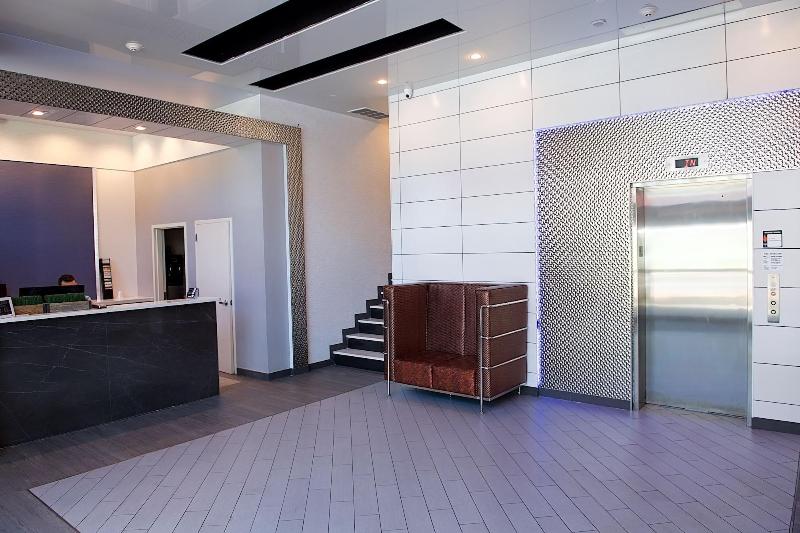 7 Days Hotel Bronx - Lobi