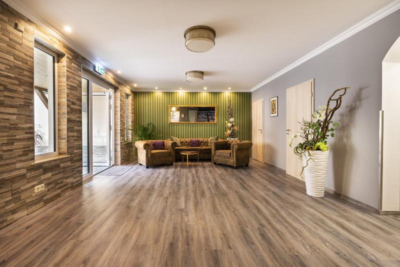 Cityhotel Bernburg - Lobi