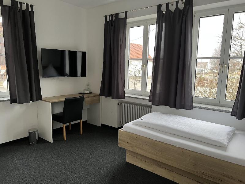 Gasthof Linde - Hotel Blum - Oda