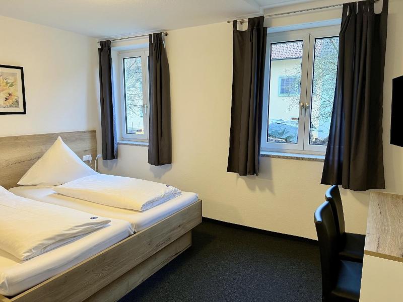 Gasthof Linde - Hotel Blum - Oda