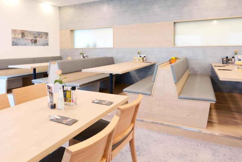 Gasthof Linde - Hotel Blum - Restoran