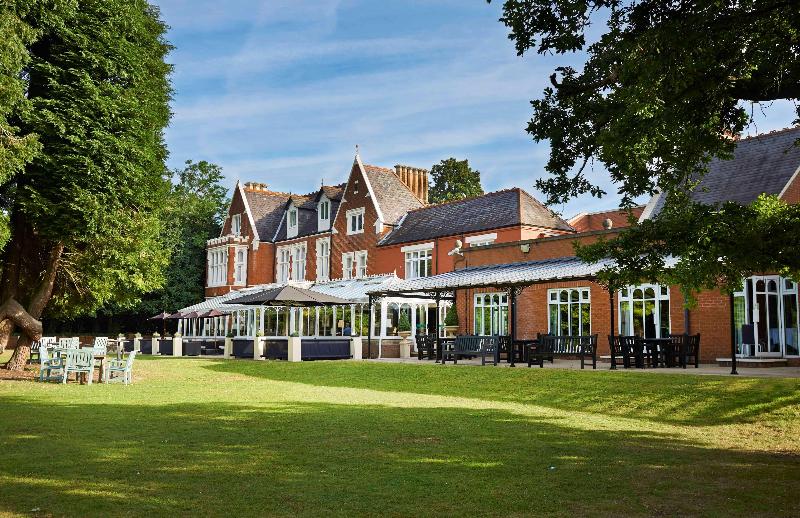DoubleTree by Hilton St. Anne's Manor - Genel