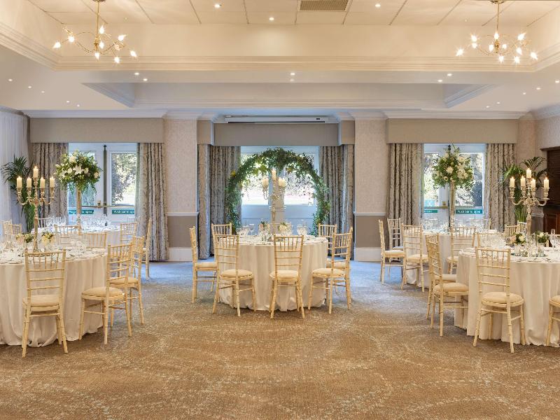 DoubleTree by Hilton St. Anne's Manor - Genel