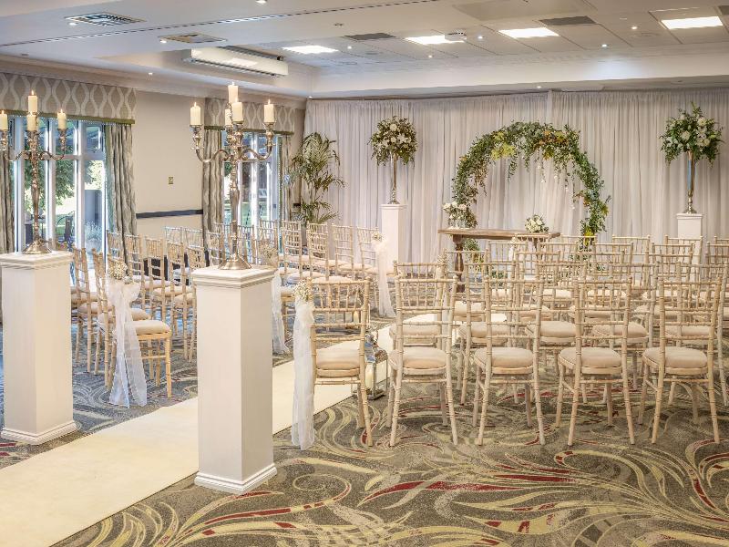 DoubleTree by Hilton St. Anne's Manor - Genel